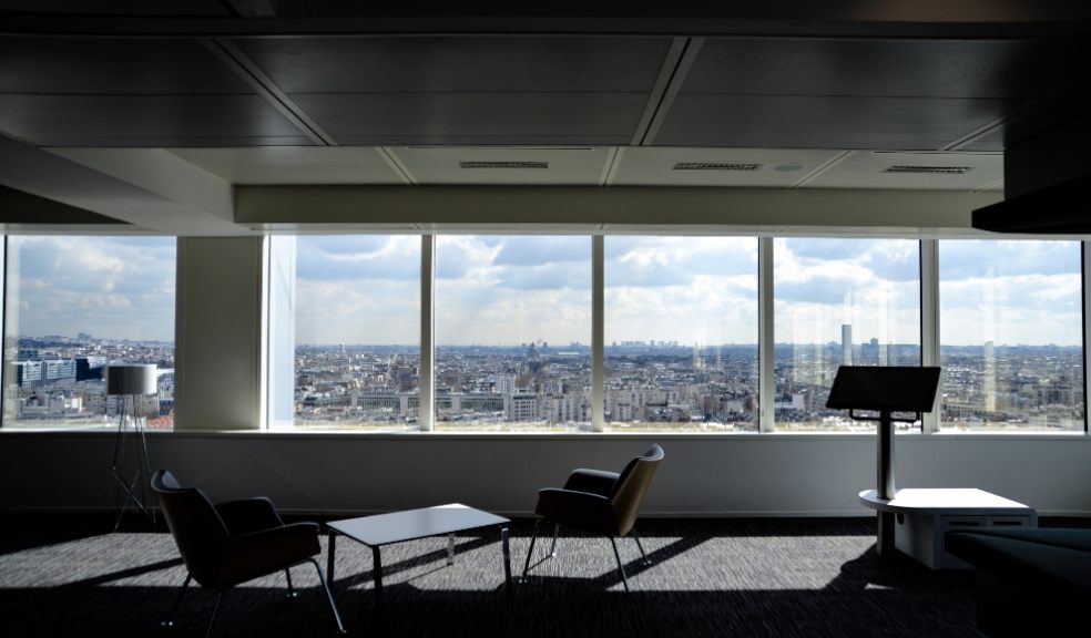  A quarter of UK businesses are planning to close or downsize their office 