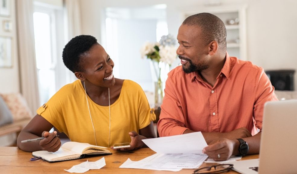 Couple discussing money 