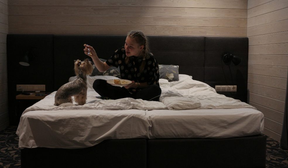 Pet peeves in the bedroom include eating in bed