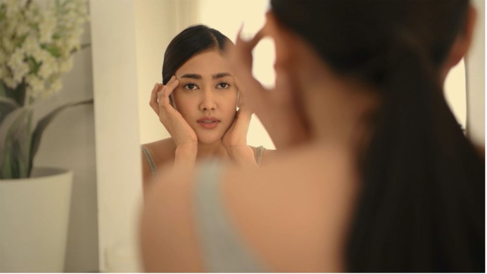 Brands like Medovie have developed products that help us care for our skin for the spring season