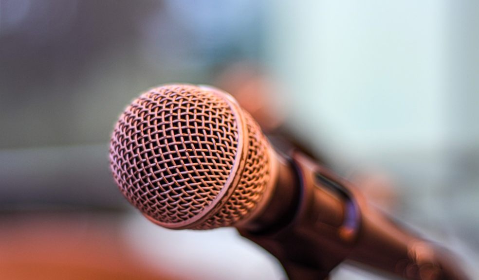 Microphone