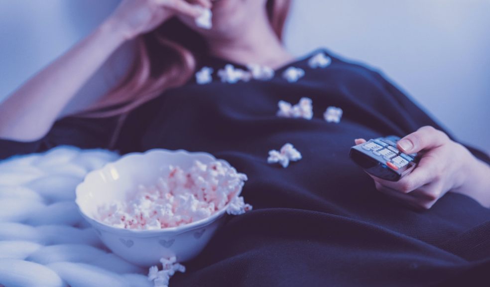 Lost Universe is recruiting for a seriously dreamy job, a geek movies and TV binge-watcher Lost Universe is recruiting for a seriously dreamy job, a geek movies and TV binge-watcher