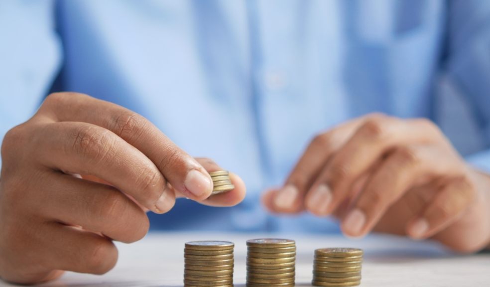 Expert tips to keep your home insurance costs low Expert tips to keep your home insurance costs low