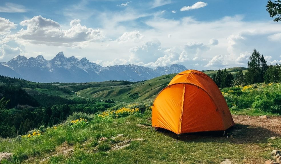 Top tips on setting up your tent and how to keep cool