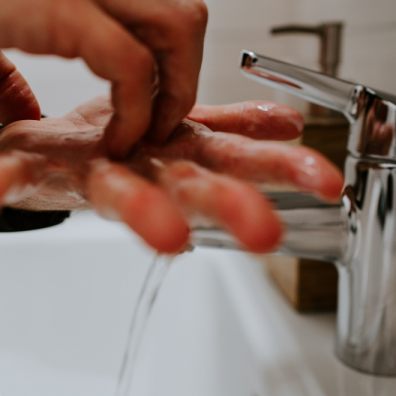 One in four men aren't washing their hands according to new research 