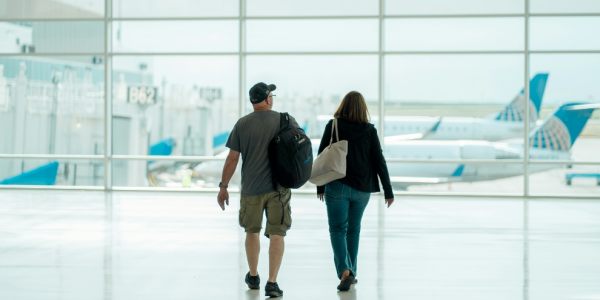 Jet‑loafing? Discover 7 stylish airport outfits