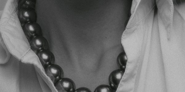 Luxurious Jewellery Trends that Stand Out in a Crowd\” />    Luxurious Jewellery Trends that Stand Out in a Crowd | The Lifestyle Daily  .cke_widget_mediabox{display:contents !important;}.cke_combopanel{width:300px !important;}.cke_widget_wrapper_media-wysiwyg-align-center img{display:block;margin-left:auto;margin-right:auto;}